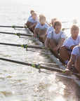 Roeiclub op het water